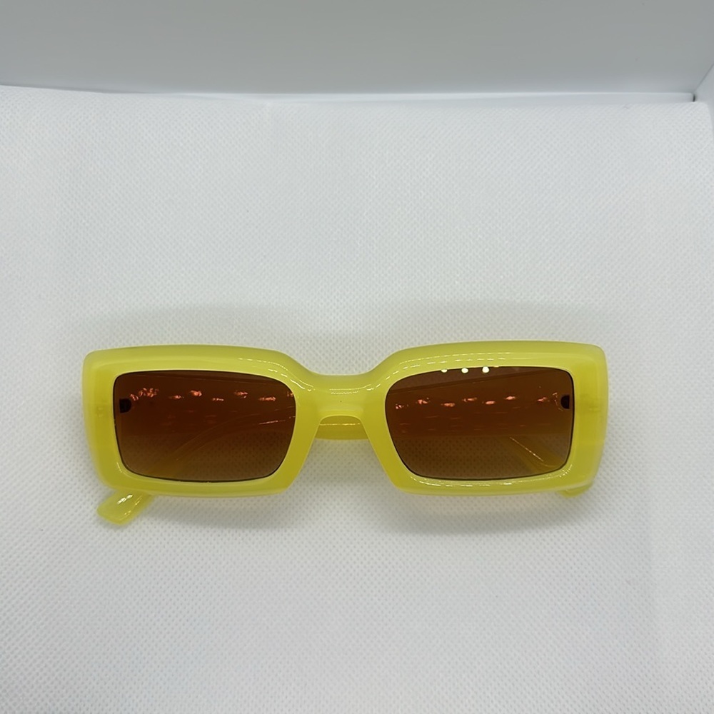 Retro-Chic Yellow Rectangular Sunglasses - 400 UV… - image 11